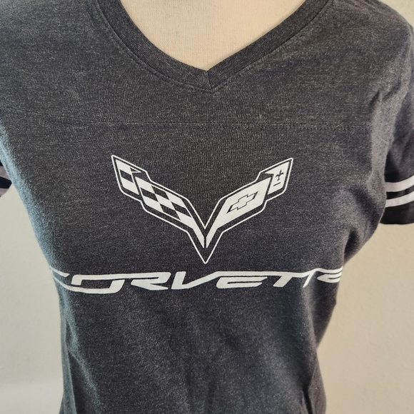 Corvette Dark Gray V Neck Short Sleeve T-Shirt Size Small - Picture 2 of 5
